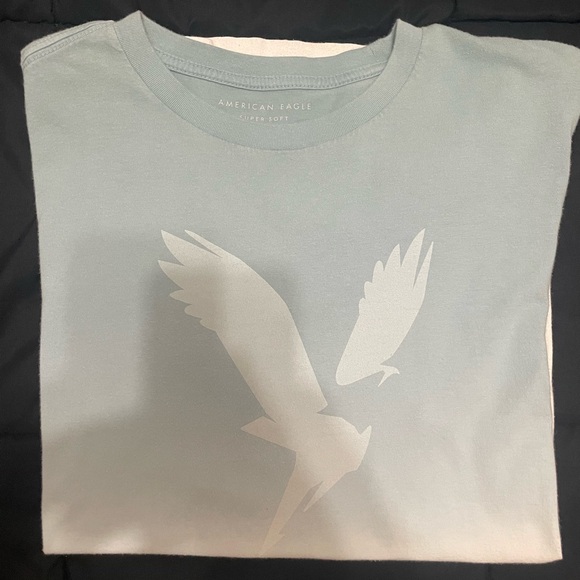 blue fading to white american eagle T-Shirt - Picture 1 of 2